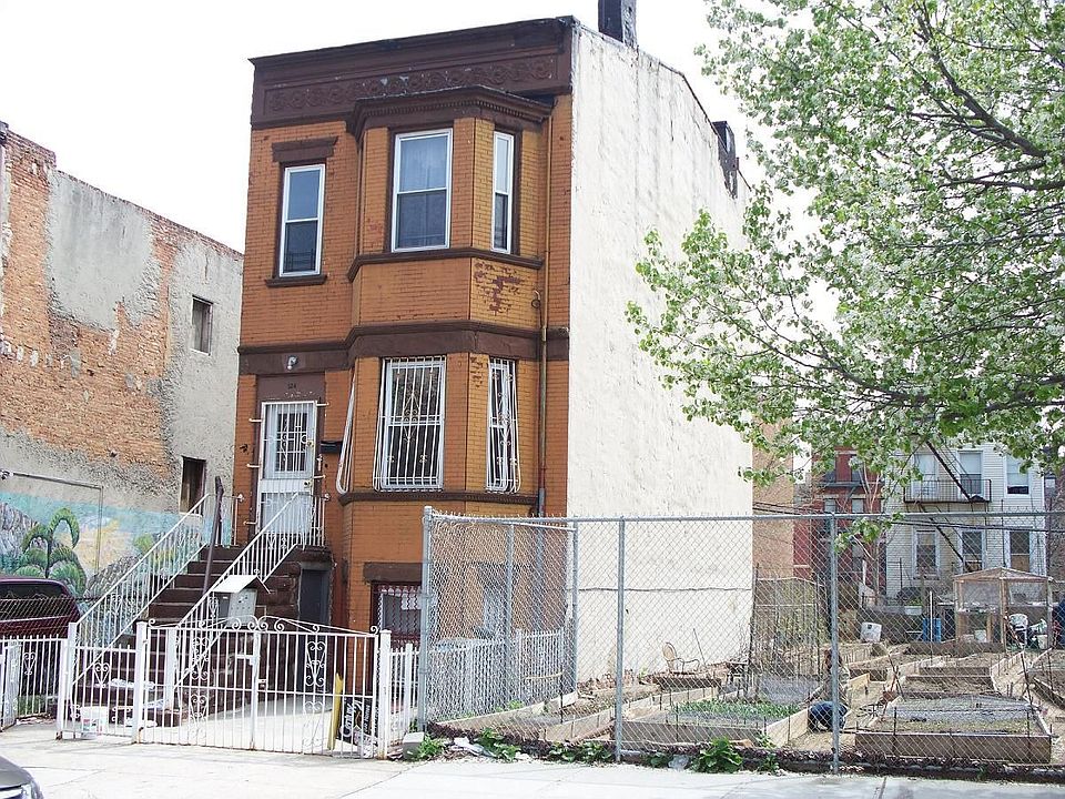 Exterior Proeprty View