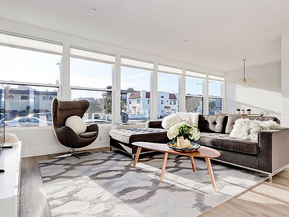 3rd image of 350 Hermosa Ave #2