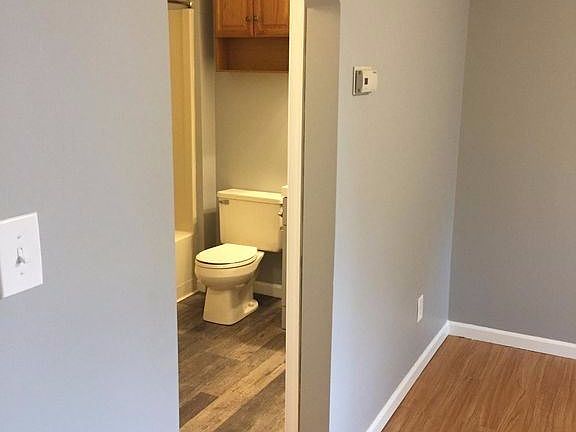 5th image of 103 W 2nd St #7804980