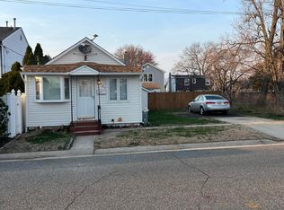 427 Sullivan Place, Union Beach, NJ 07735