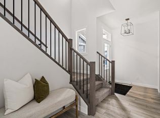 239 Creekstone Cir, Calgary, AB T0L 0X0