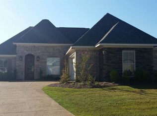 162 Amethyst Dr, Brandon, MS 39047