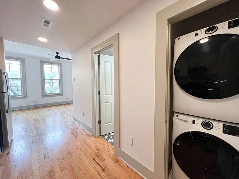1338 Main Street — Photo 6