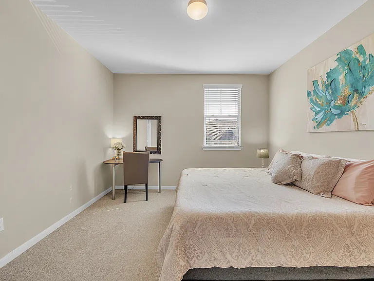 520 S Meadowlark St #B — Photo 13
