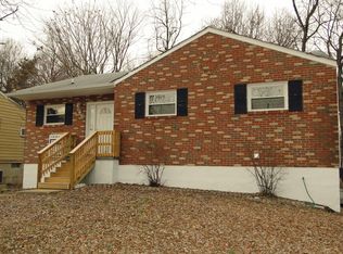 270 Cross Creek Dr, Glen Burnie, MD 21061