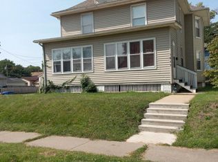 1845 13th St, Moline, IL 61265