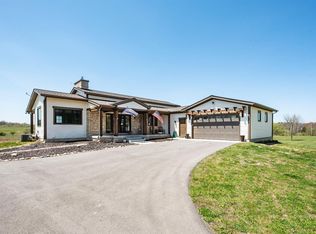 10125 Timberhill Rd, Manchester, MI 48158