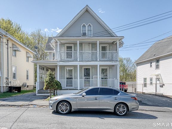 2nd image of 105 Pulaski Street