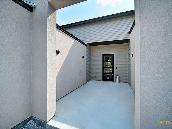 5th image of 1197 Spice Wood Rd