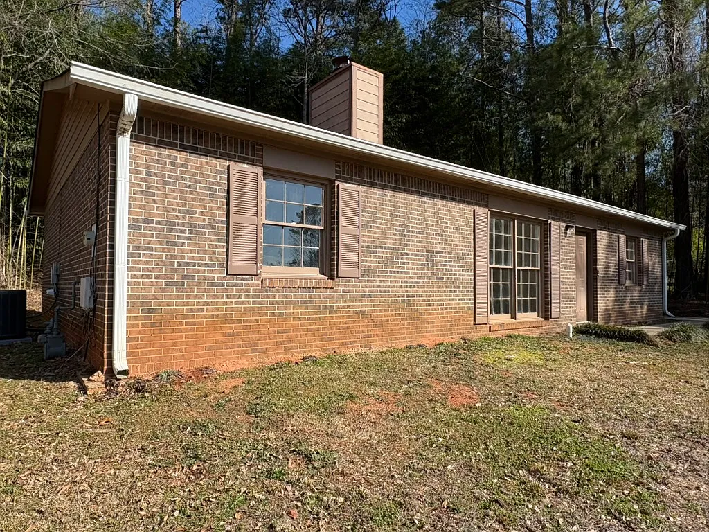 3 bed, 1262 sqft, $1,795 — Photo 3
