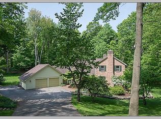 205 Fisher Rd, Pittsford, NY 14534