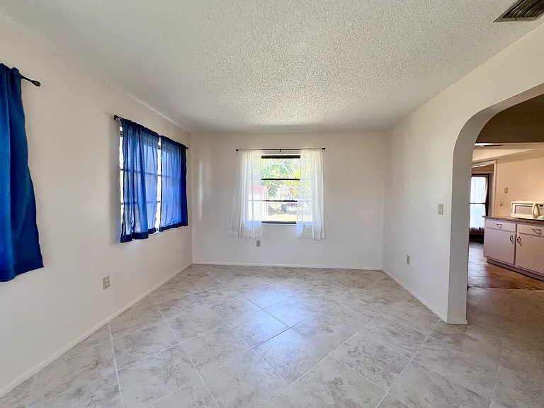 3264 Virginia Rd — Photo 10