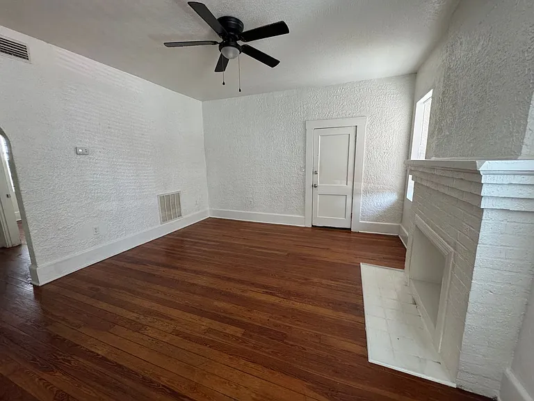 434 E Tillman Ave #2 — Photo 11