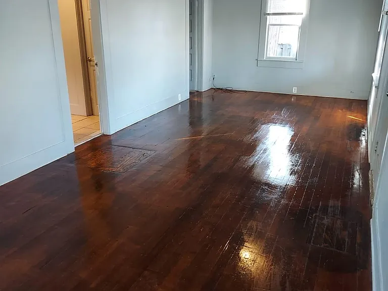 850 NW Polk Ave — Photo 11