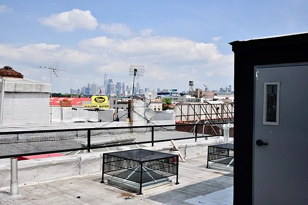 Rented by Premier Metro Realty Corp | media 7