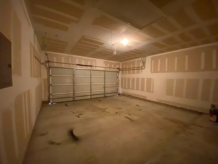 207 Brown St — Photo 31