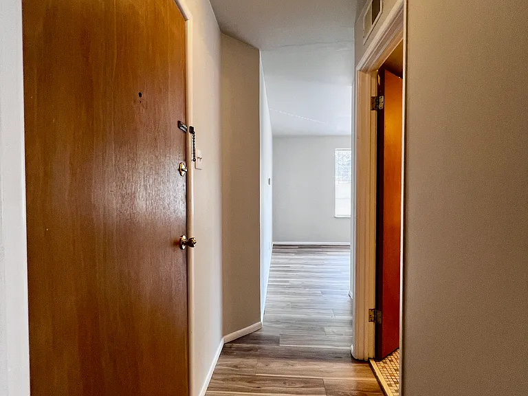 4109 Germania St #1H — Photo 6