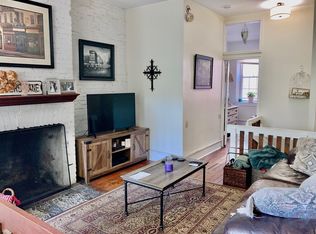 616 Spruce St APT 1F, Philadelphia, PA 19106