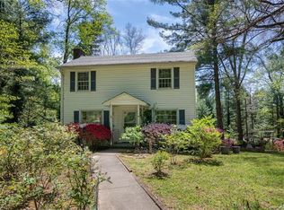 66 Redwood Rd, Asheville, NC 28804