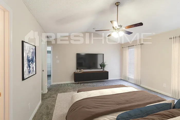 128 River Park Cir — Photo 7