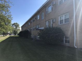 9617 Farmer Dr APT 102, Highland, IN 46322