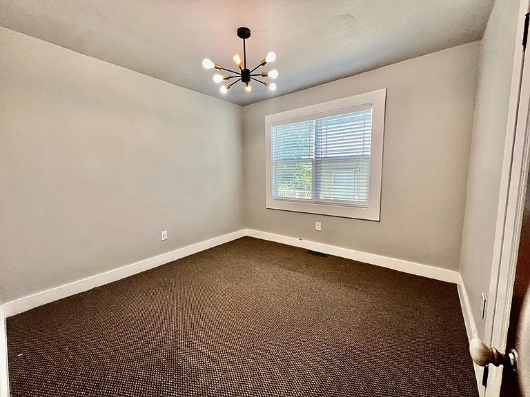1432 N Denver Ave #B — Photo 12