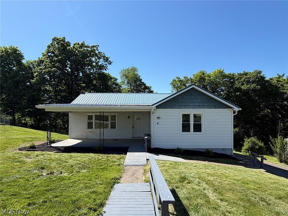 1st image of 1085 Overlook Dr