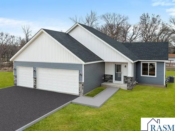 13 Kodiak Ct, North Mankato, MN 56003