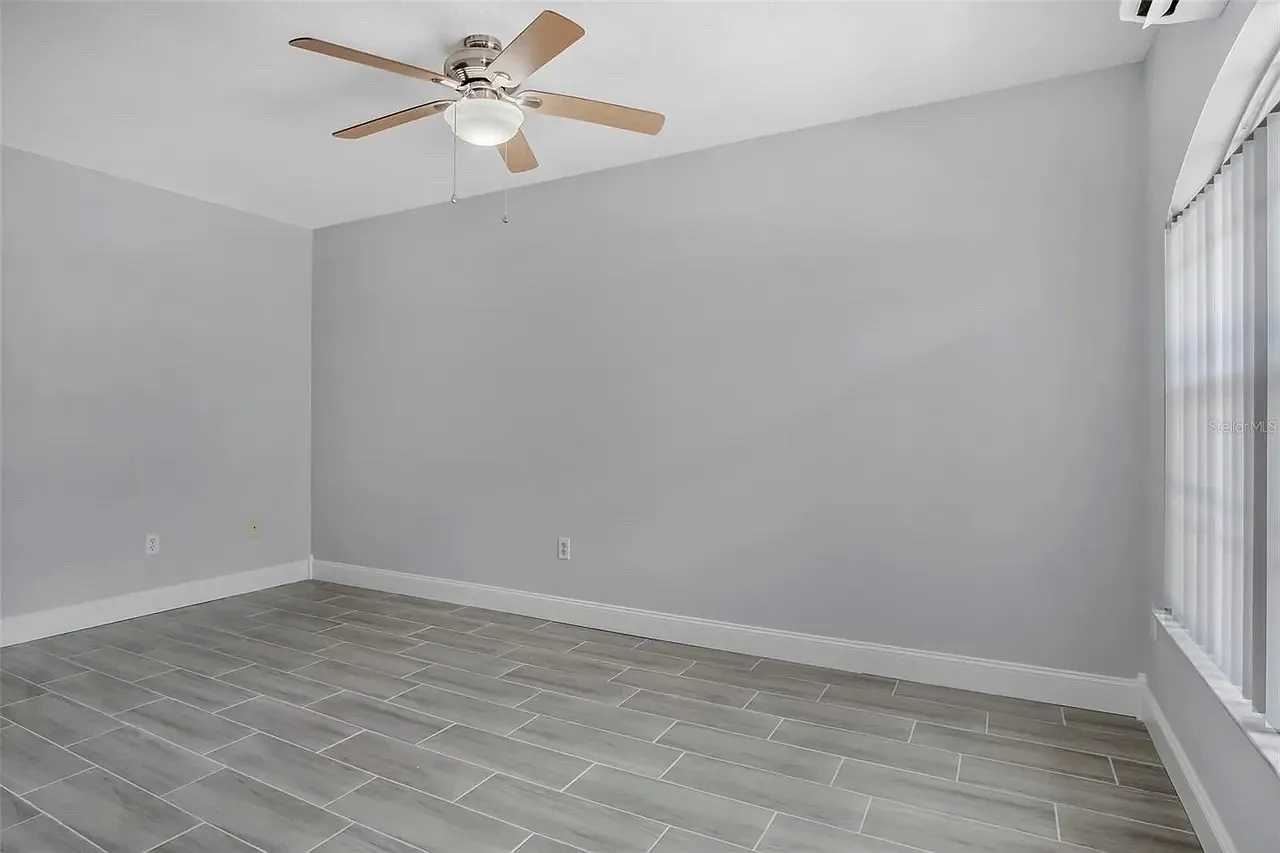 603 Coconut Palm Way — Photo 4