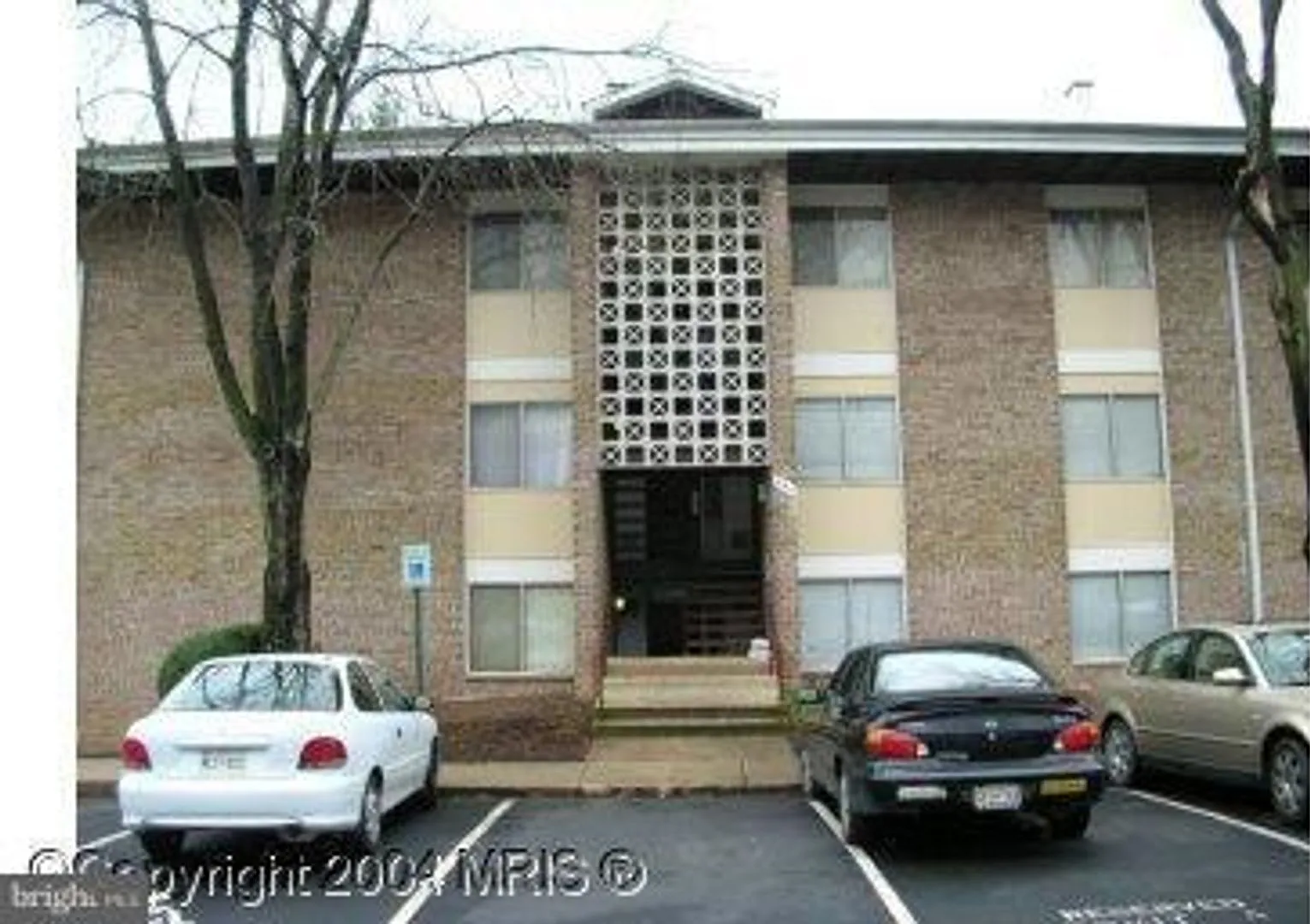 Amazing 1 Bedroom/ 1 Full bathroom property — Photo 1