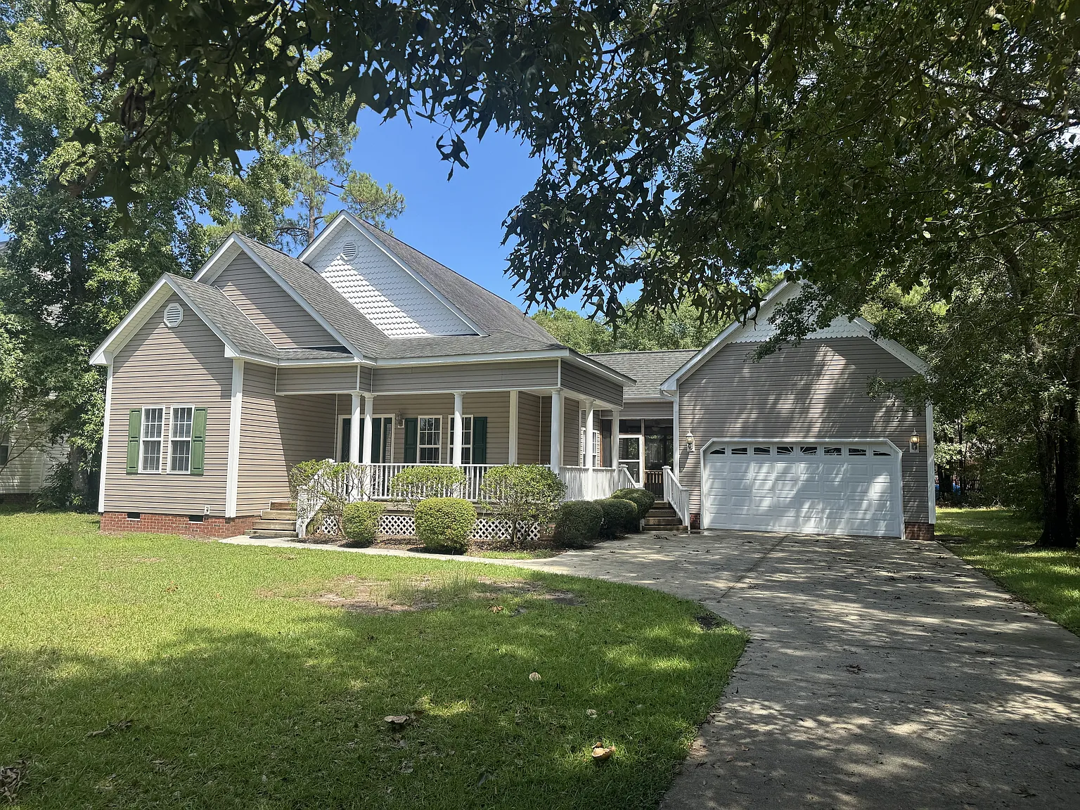 210 Chadwick Shores Drive - 1 — Photo 1