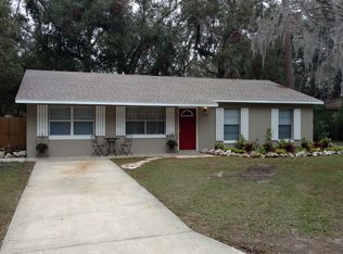 1151 Robin Hood Ct, Mount Dora, FL 32757
