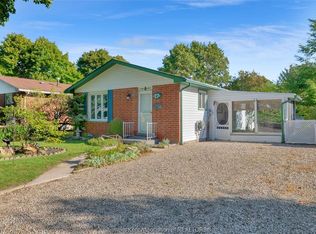 27 Marion Ave, Chatham Kent, ON N7M5N1