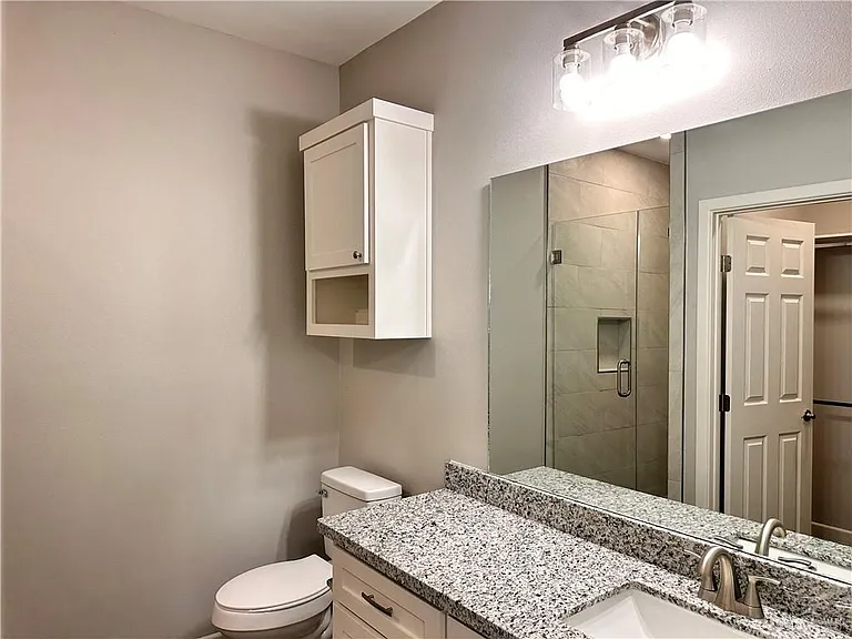 2308 E San Andrea St #4 — Photo 5