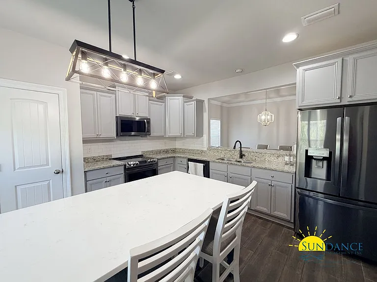 210 Tropical Breeze Dr — Photo 9
