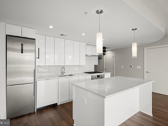 5th image of 1311 13th St NW #Penthouse 1