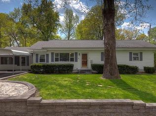 41 Apple Tree Ln, Belleville, IL 62221