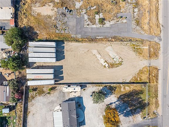 5th image of 22985 Markham St