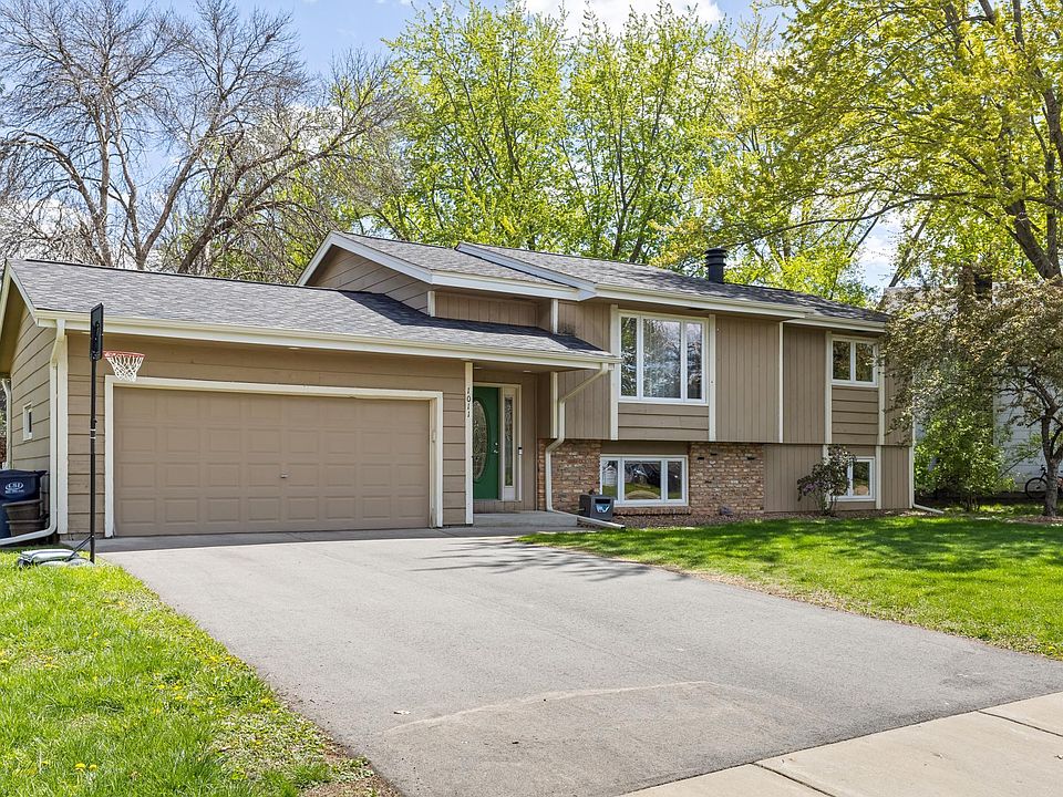 1st image of 1011 Westview Dr