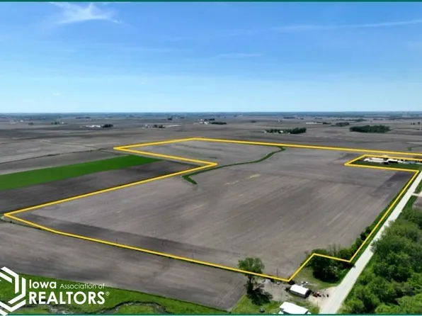 170th St, Manchester, IA 52057