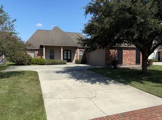 38082 Timber Trace Ct, Prairieville, LA 70769