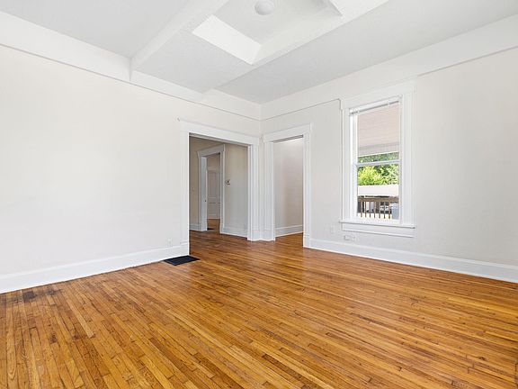 3rd image of 1130 W Atlantic Street