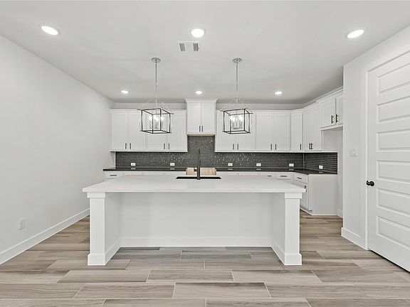 5th image of 4630 Hydra Ln