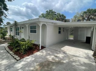 1196 Parkway Dr, Naples, FL 34104