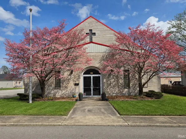 512 P St, Bedford, IN 47421
