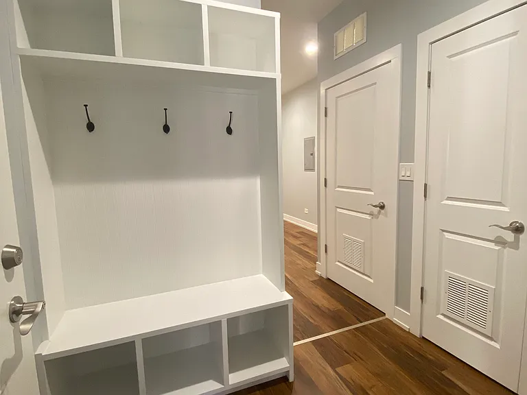 4851 N Central Ave #1W — Photo 2