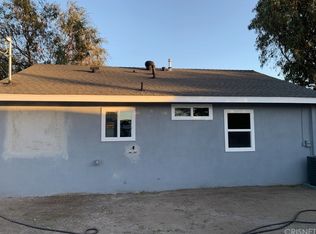 15059 Paddock St, Sylmar, CA 91342