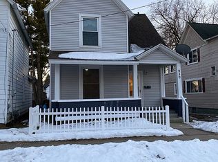 930 Douglas St NW, Grand Rapids, MI 49504