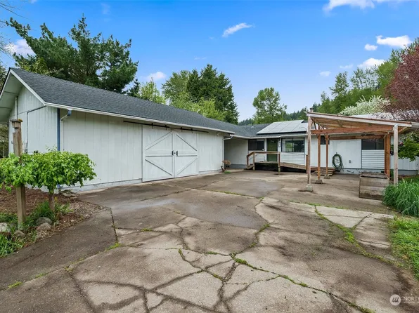 403 Leber Street NE, Orting, WA 98360