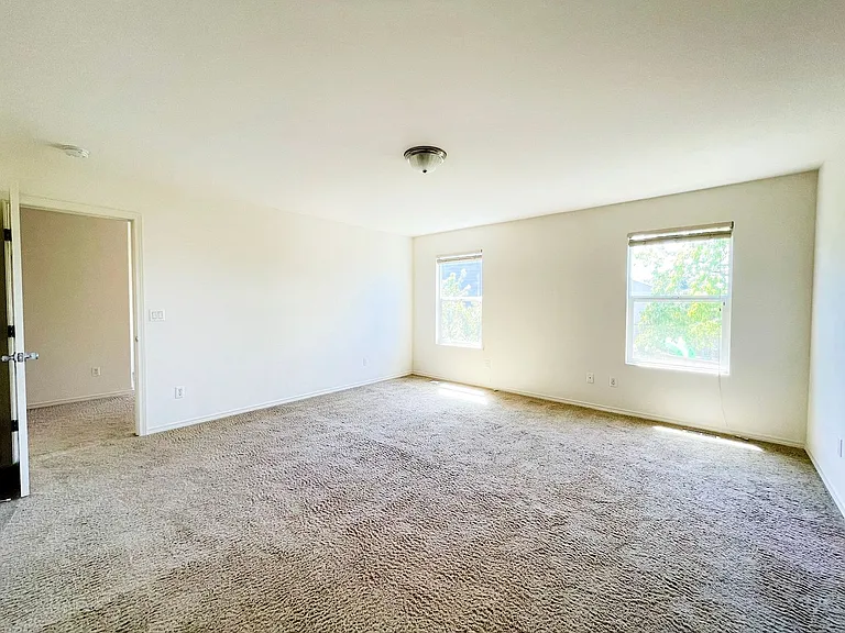 8100 88th St NE — Photo 18